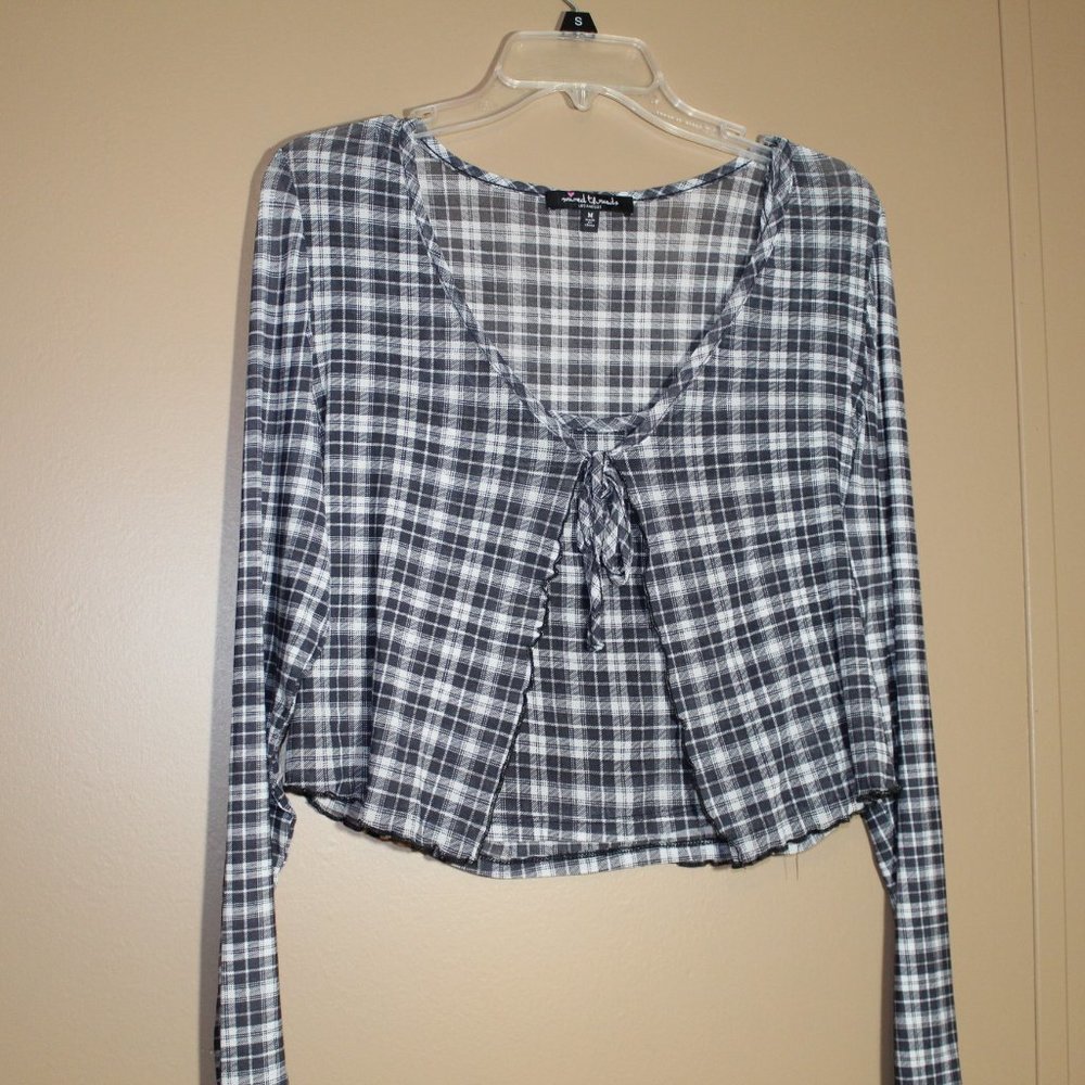 Super cute plaid Tank and Long sleeve combo ( Size M )
